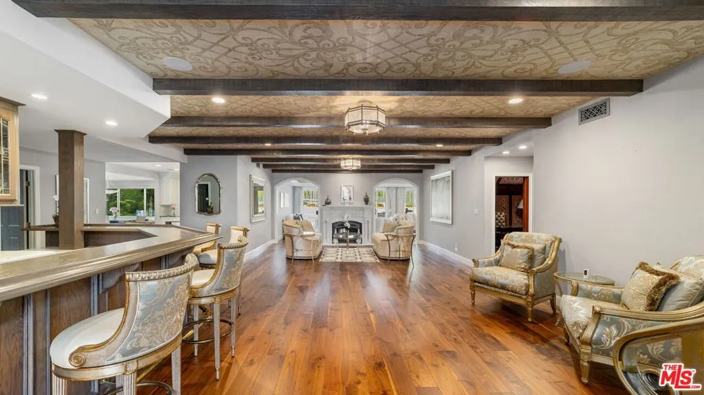 1047 Pomello Drive, Claremont, California 91711 home-pic-12